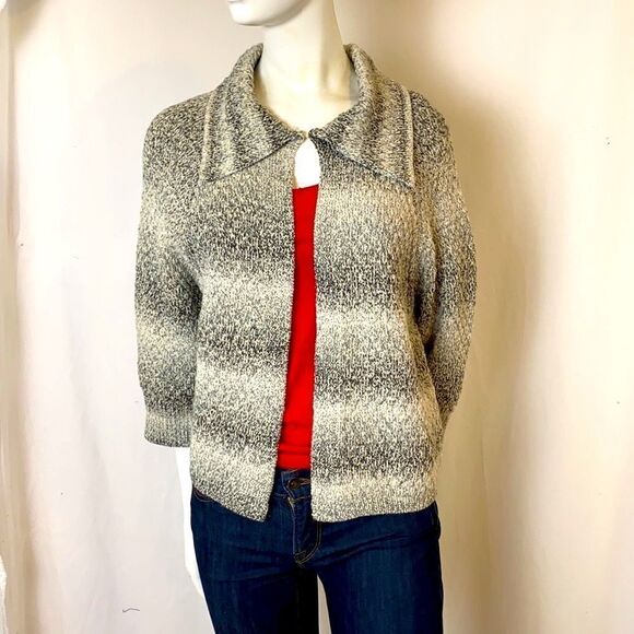 Ellen Tracy Black and White Tweed Cardigan Sweater Size Medium - Picture 1 of 11